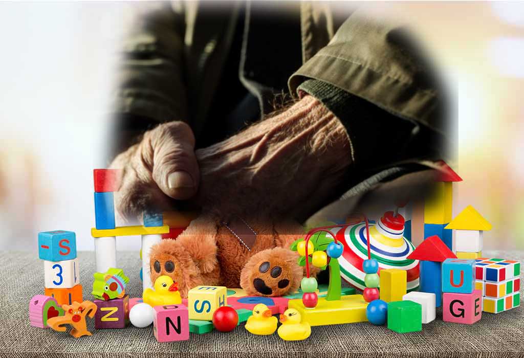 ടോയ് സ്റ്റോറുകളിൽ മോഷണം ; 71കാരനിൽ നിന്ന് പിടികൂടിയത് 2800 പെട്ടി കളിക്കോപ്പുകൾ