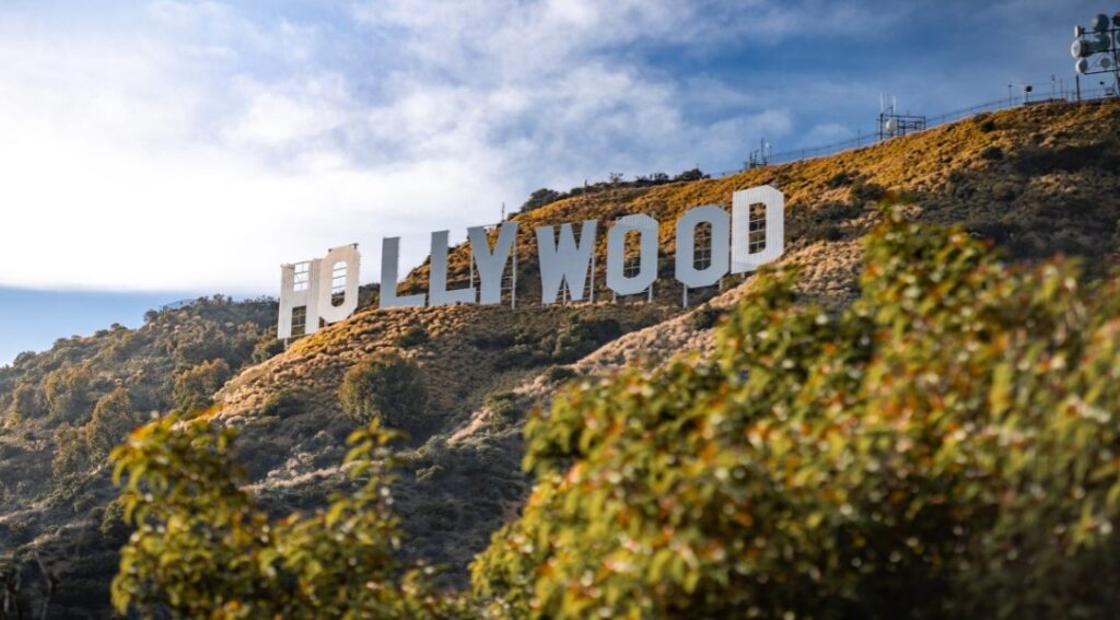 earthquake-hits-los-angeles-area-4.4-intensity